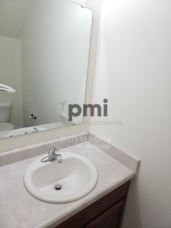 Building Photo - 5240 Castamere Dr