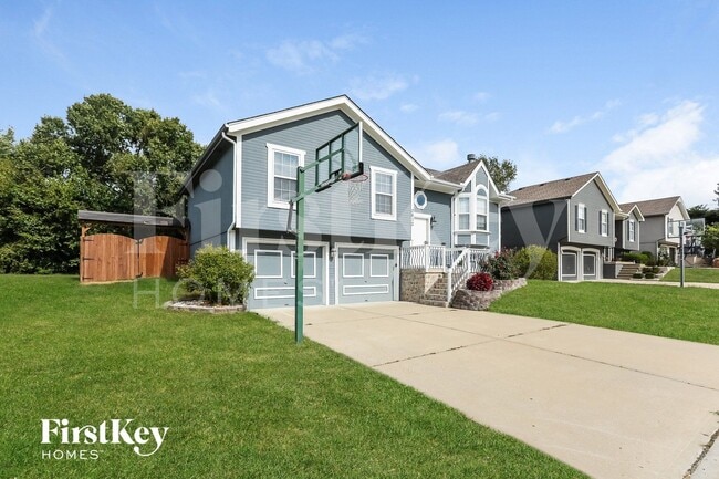 Building Photo - 3612 NE 81st Terrace