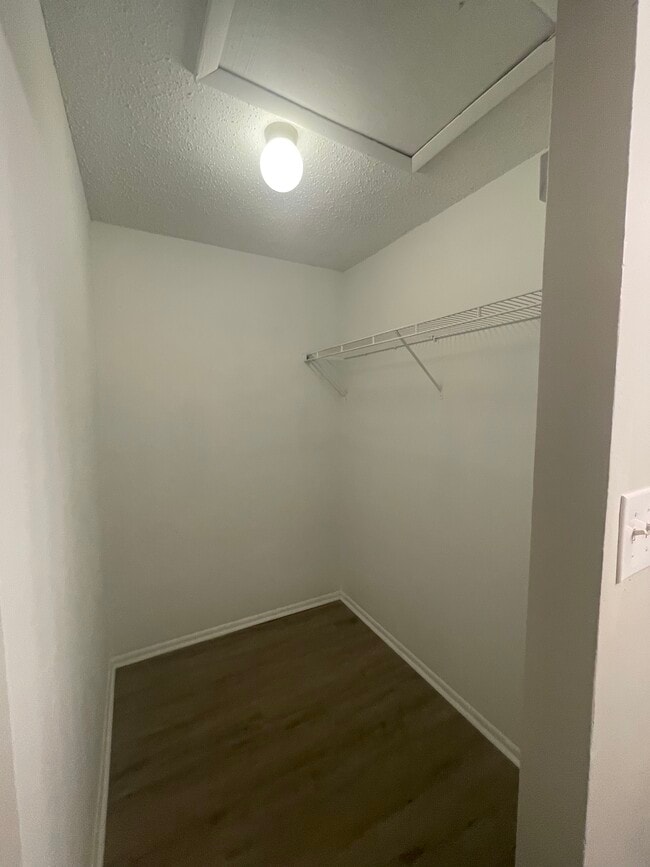 Building Photo - 622 Spirit Ct