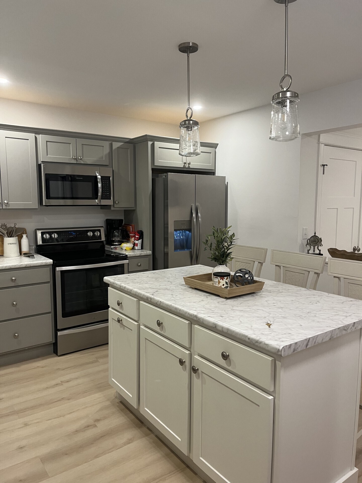 Kitchen - 49 Smith St