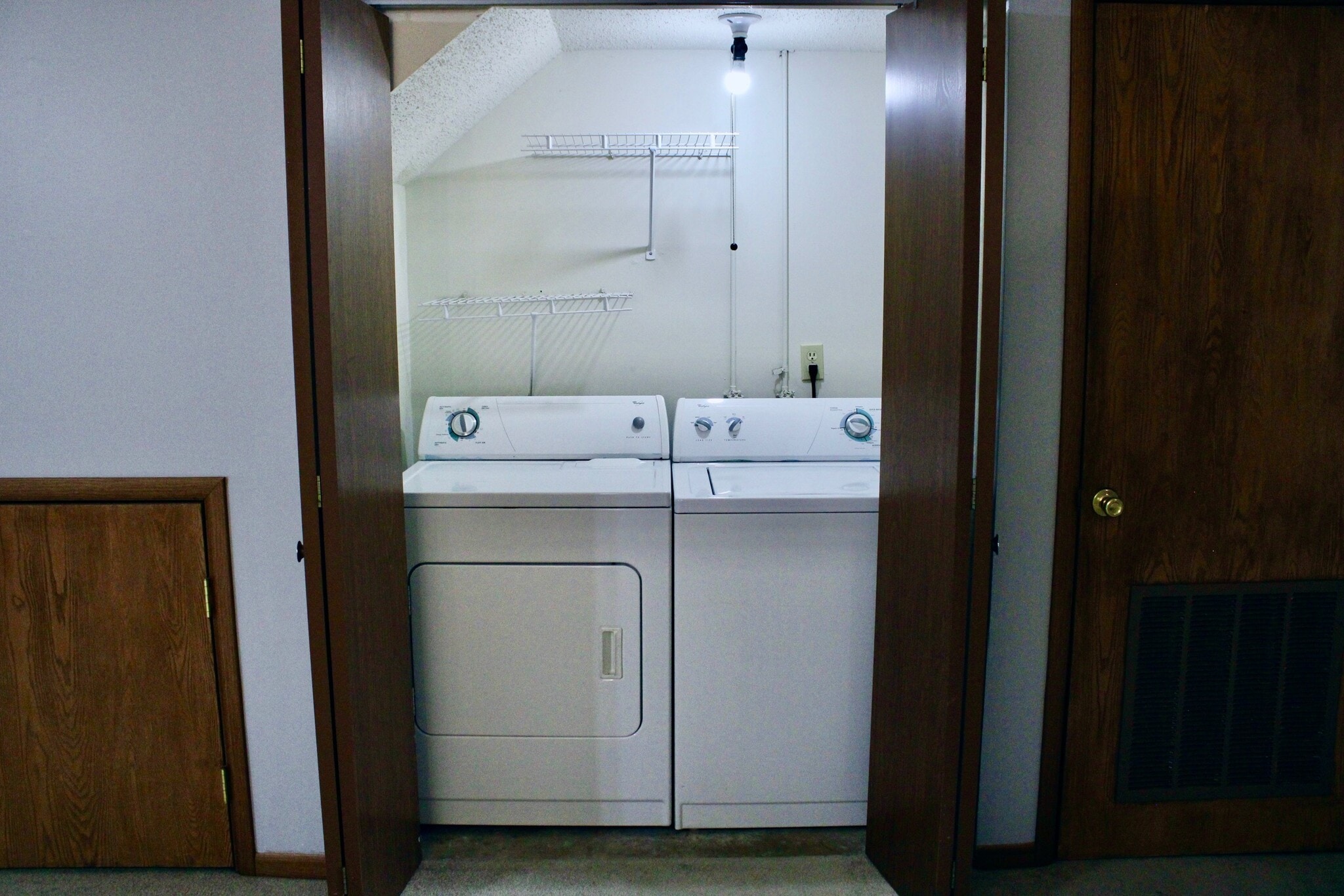 Washer/Dryer - 10523 Briston Ct