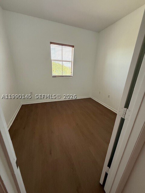 Building Photo - 10870 NW 88th St