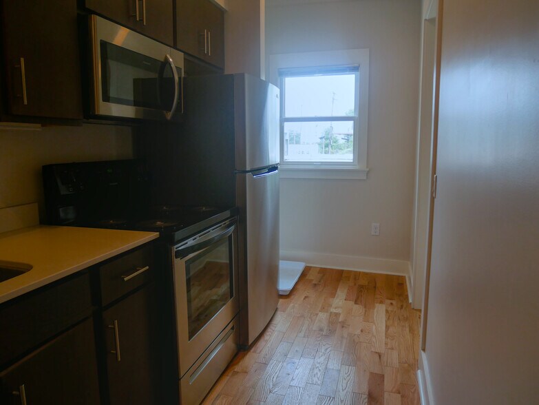 Building Photo - 3113 Warsaw Ave