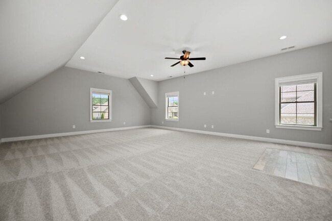 Building Photo - Luxury Home For Rent
