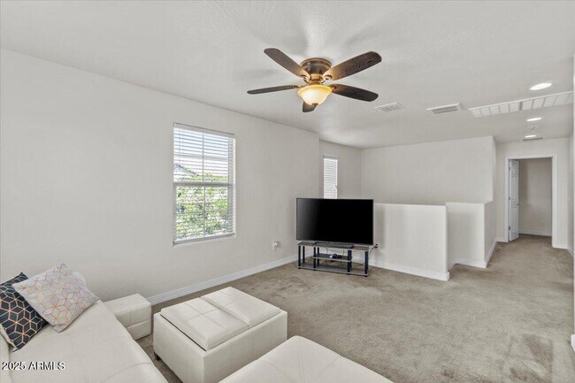 Building Photo - 1317 N Balboa