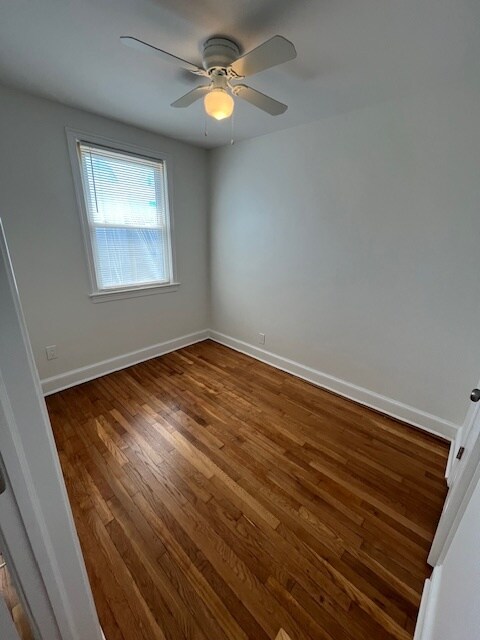 Building Photo - 3930 10th St NE