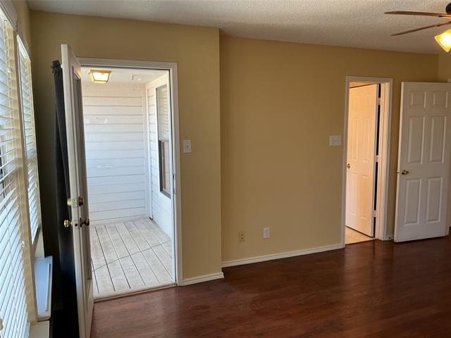 Building Photo - 6027 Homestead Ct