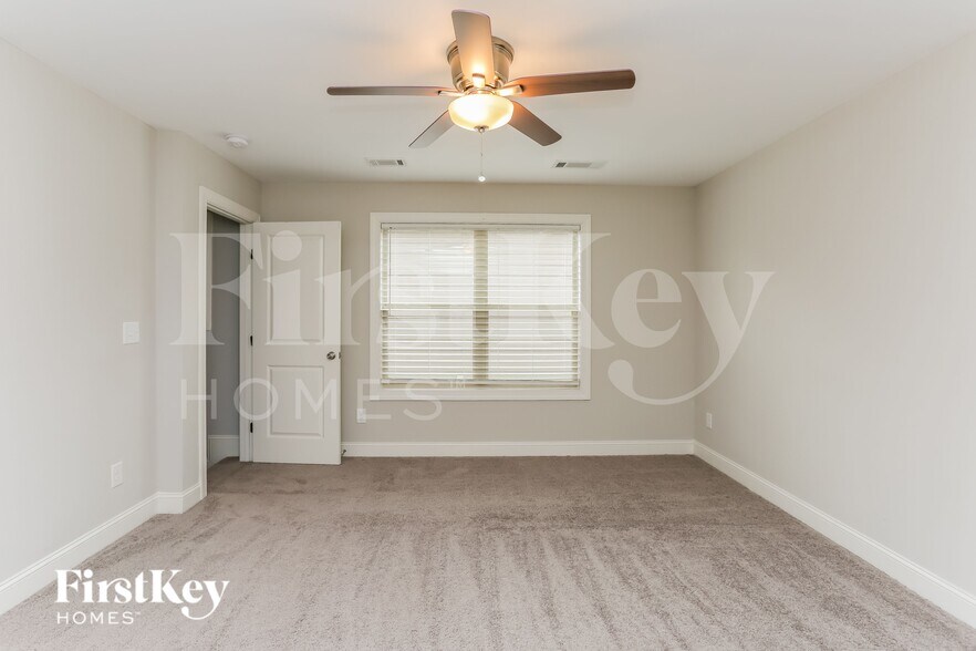 Building Photo - 4541 Banshire Cir
