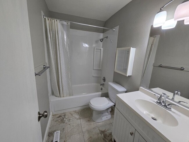 Building Photo - 6577 Ingalls Ct