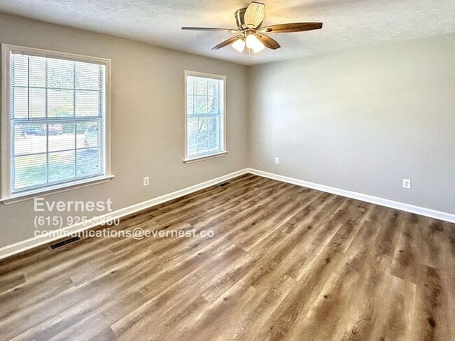 Building Photo - Adorable 3-Bedroom, 2-Bathroom Home in a C...