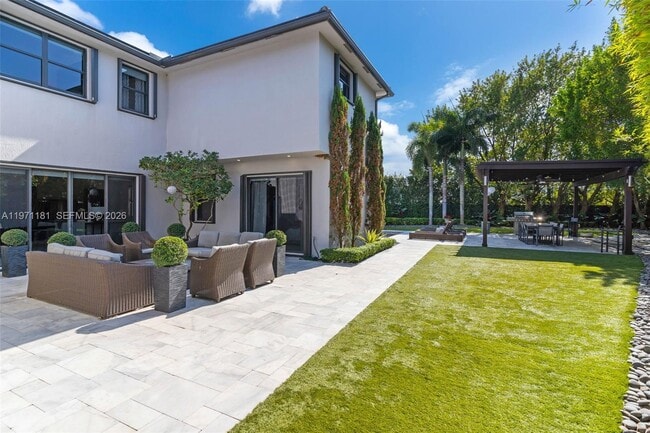 Building Photo - 16184 SW 136 Way