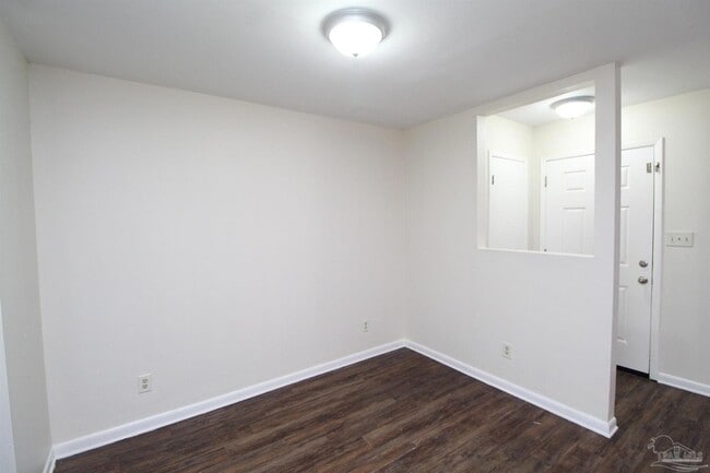 Building Photo - 5207 Charbar Dr