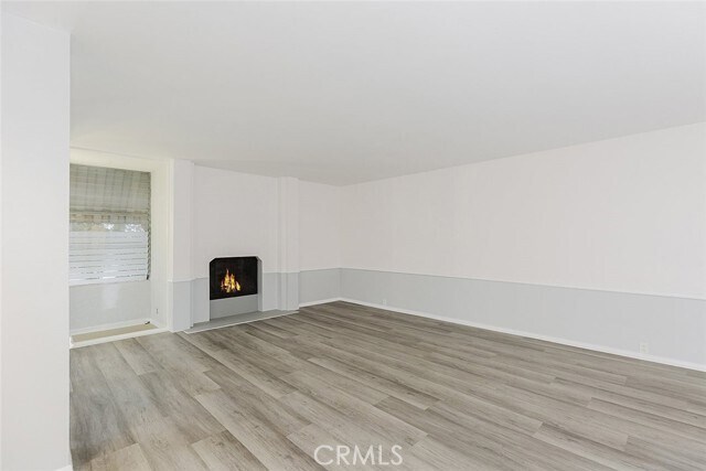 Building Photo - 432 S Sierra Madre Blvd