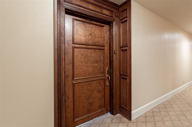 Building Photo - 6335 W Northwest Hwy