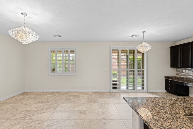 Building Photo - Beautiful West Vegas Home With Next Gen Suite