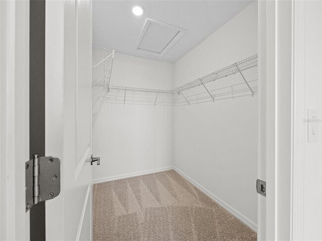 Building Photo - 5728 Haven Ter