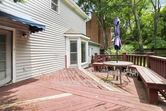Building Photo - 524 Fairhaven Ct