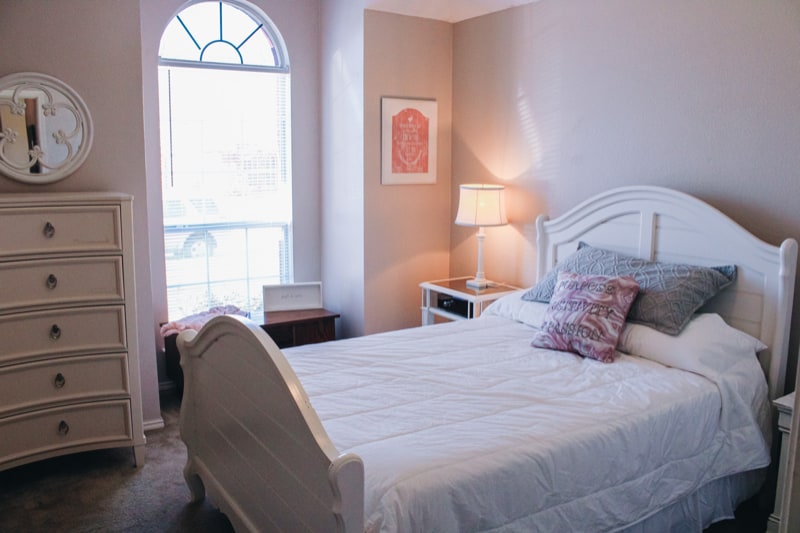 Building Photo - 2610 Wandering Oak Dr