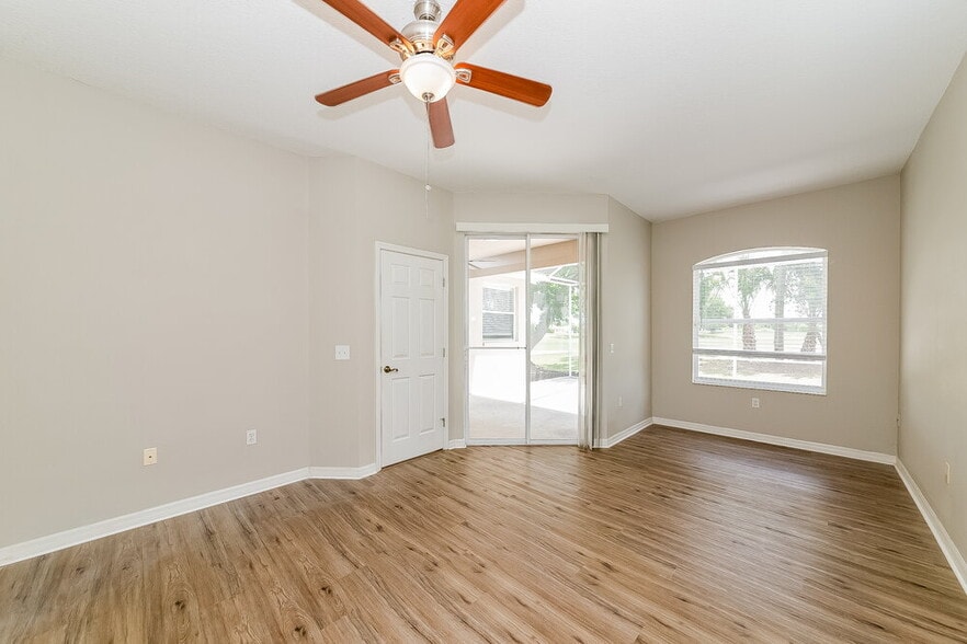 Building Photo - 1252 Millbrook Cir
