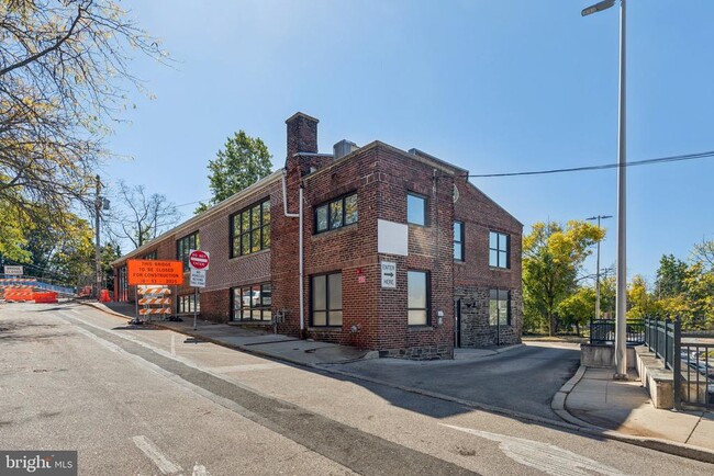 Building Photo - 36 N Narberth Ave