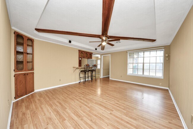 Building Photo - 13610 Furman Rd