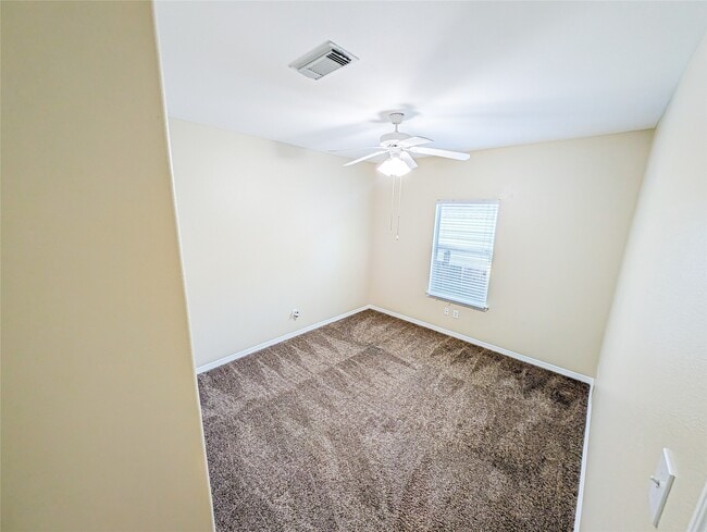 Building Photo - 21335 Sweet Grass Ln