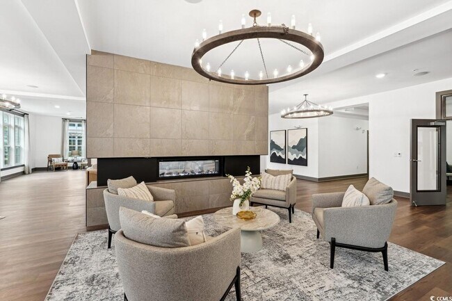 Building Photo - 147 Laurenco Loop