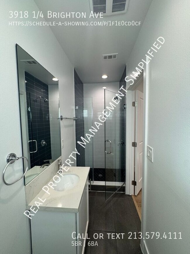 Building Photo - 3918 1/4 Brighton Ave-