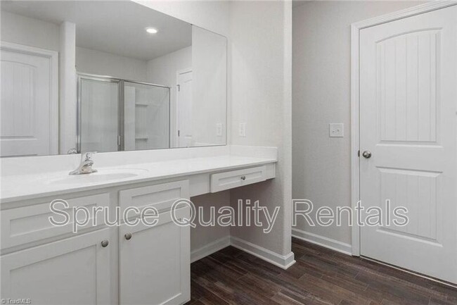 Building Photo - 2232 Balmore Ave