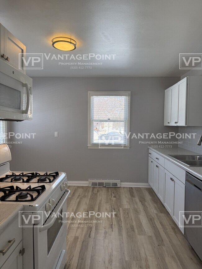 Building Photo - 1655 9th St