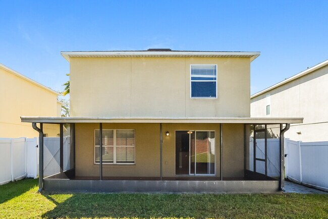 Building Photo - 15261 Harrowgate Way