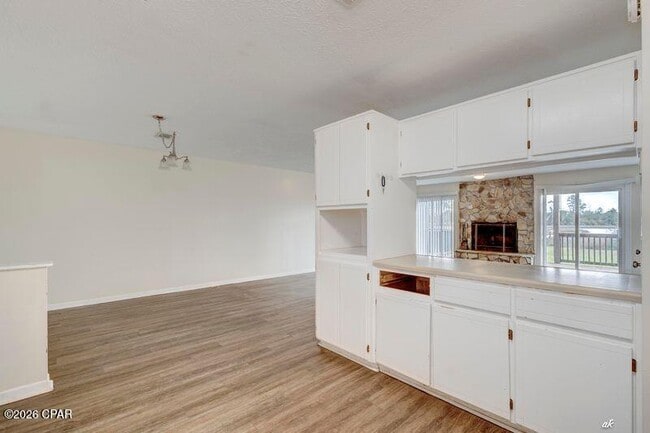 Building Photo - 306 Sukoshi Dr