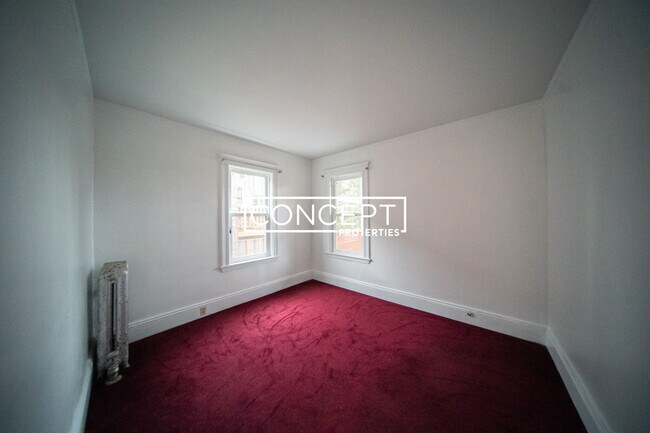 Building Photo - 92 Browne St