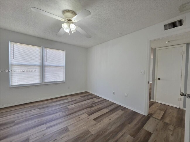 Building Photo - 2303 N Congress Ave