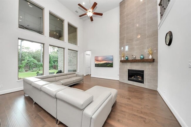 Building Photo - 14827 Vista Chase Trl