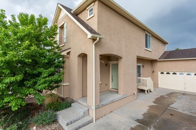 Building Photo - 6563 Silverwind Cir