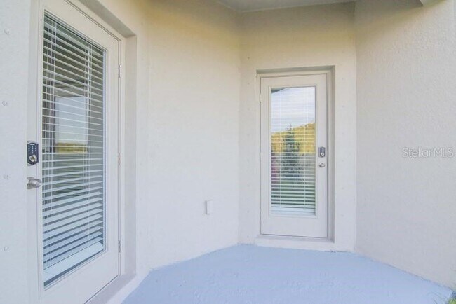 Building Photo - 3172 Bryant Park Dr