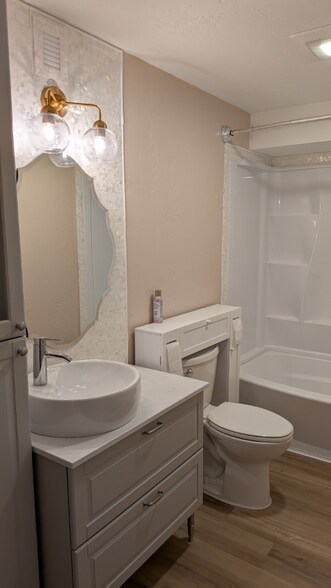 Building Photo - 7895 Spring Station Way