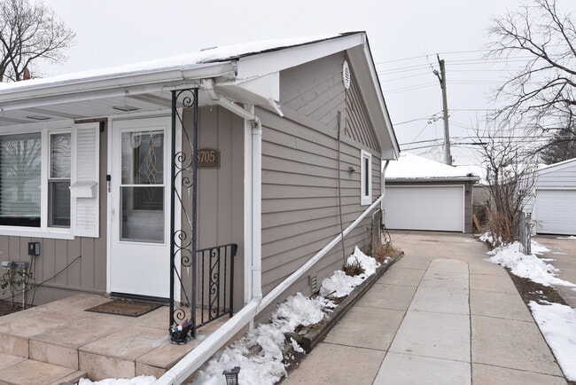 Building Photo - 8705 45th St