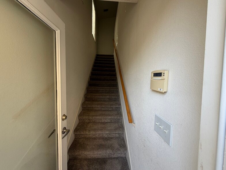 Building Photo - 14531 Cotswolds Dr