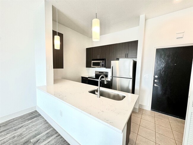 Building Photo - 2222 Smith St