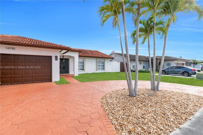 Primary Photo - 14795 SW 174th St