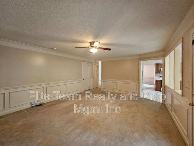 Building Photo - 4015 Brownes Ferry Rd