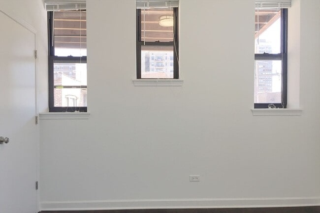Floorplan - 5507-5509 S. Hyde Park Boulevard