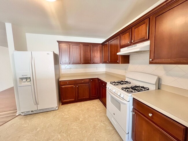 Building Photo - Charming 4BD, 2BA Fuquay-Varina Home with Large Backyard Near Interstates