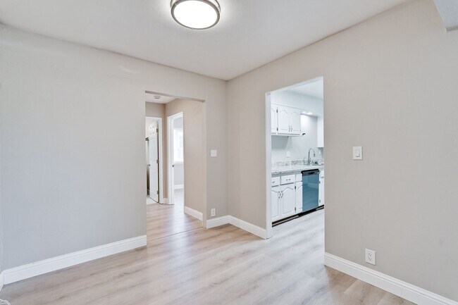 Building Photo - FOR RENT – Beautifully Updated 4 Bed / 3 Bath Home in Prime Santa Clara Location (NVIDIA)