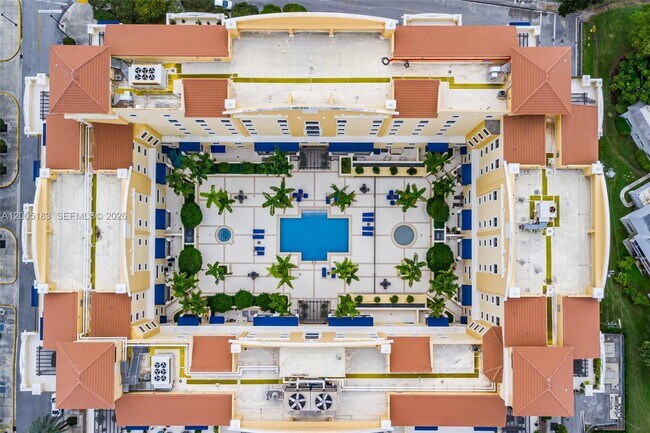 Building Photo - 8395 SW 73rd Ave