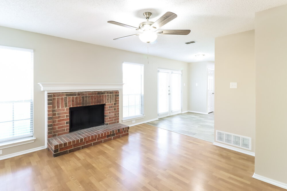 Building Photo - 4612 Greenwich Dr