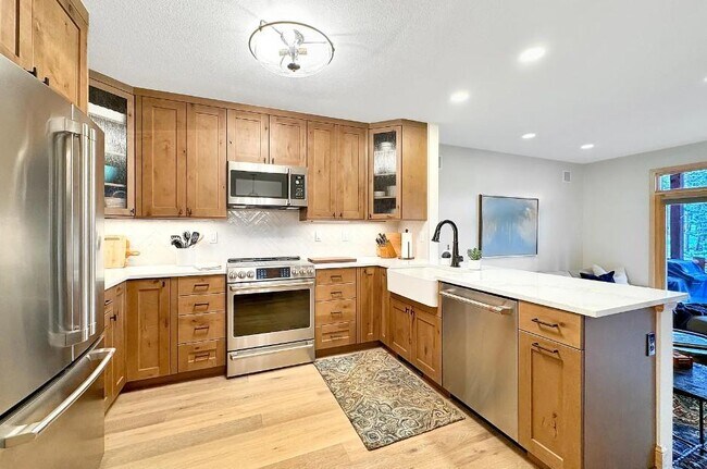 Building Photo - 1228 Co Rd 8