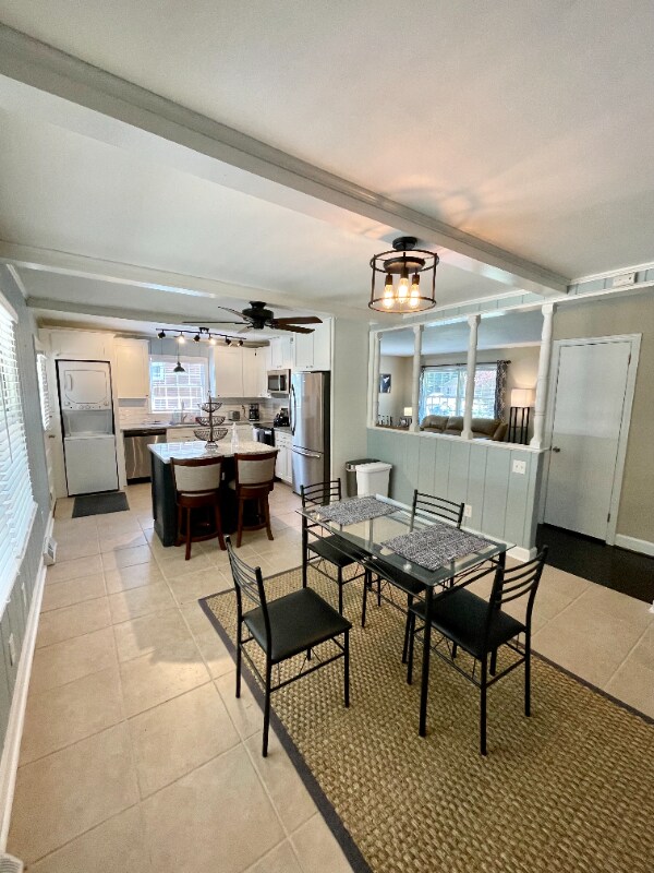 Building Photo - 1737 Archdale Dr